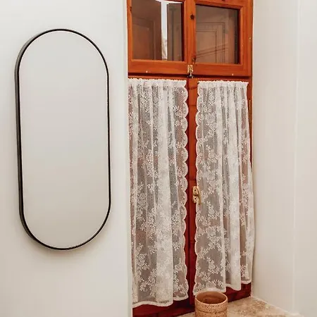 Lithos Apartment *