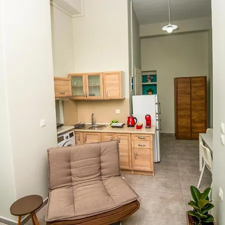 Lithos Apartment