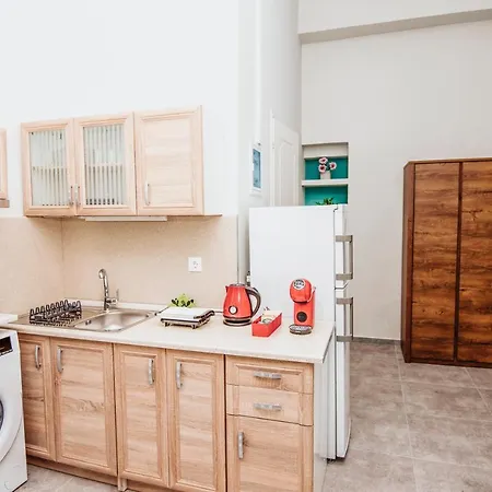 Lithos Apartment