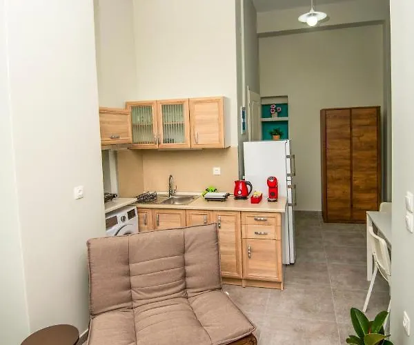Lithos Apartman